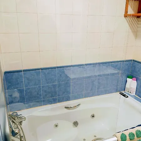 Centrico Con Piscina Apartment *